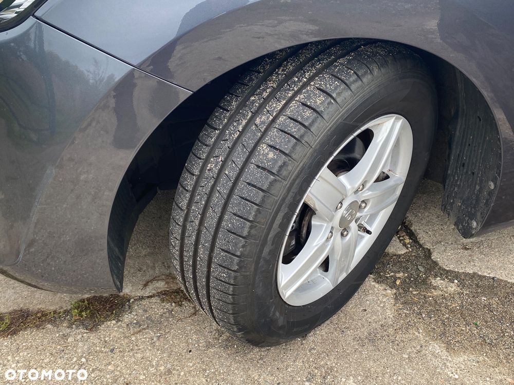 Hyundai i30 1.4 BlueDrive Comfort - 11