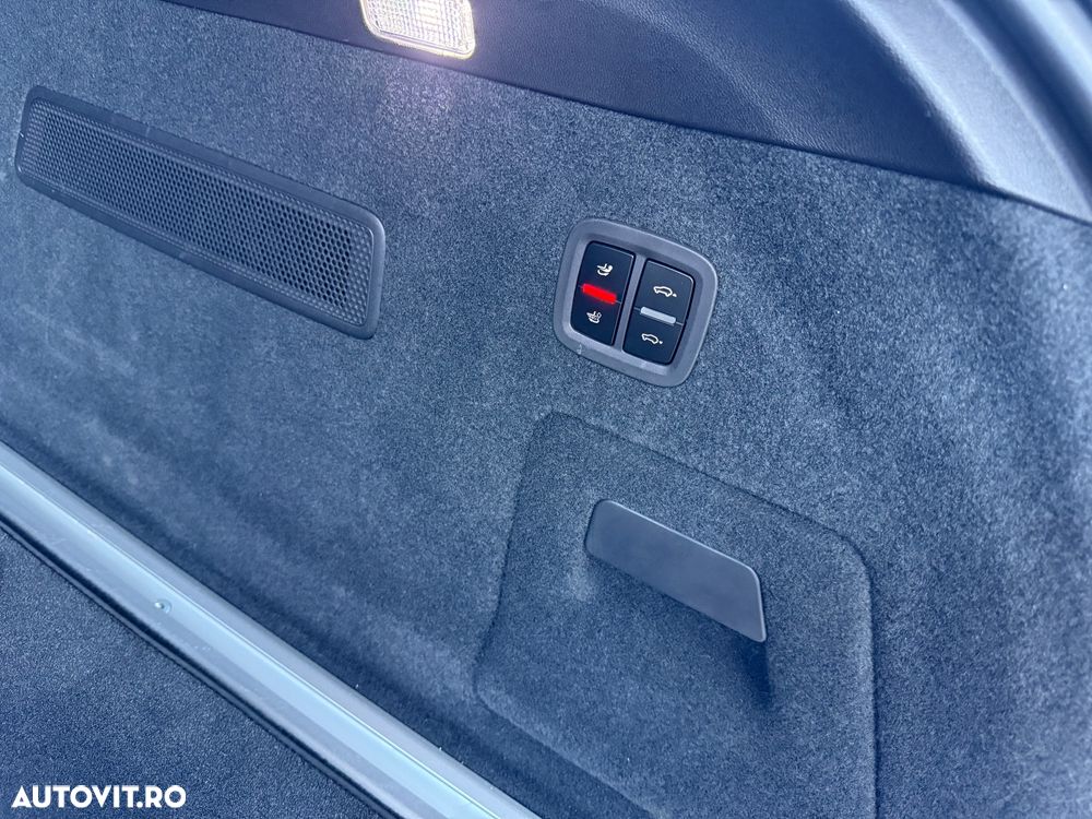 Porsche Cayenne Coupe E-Hybrid Tiptronic S - 38