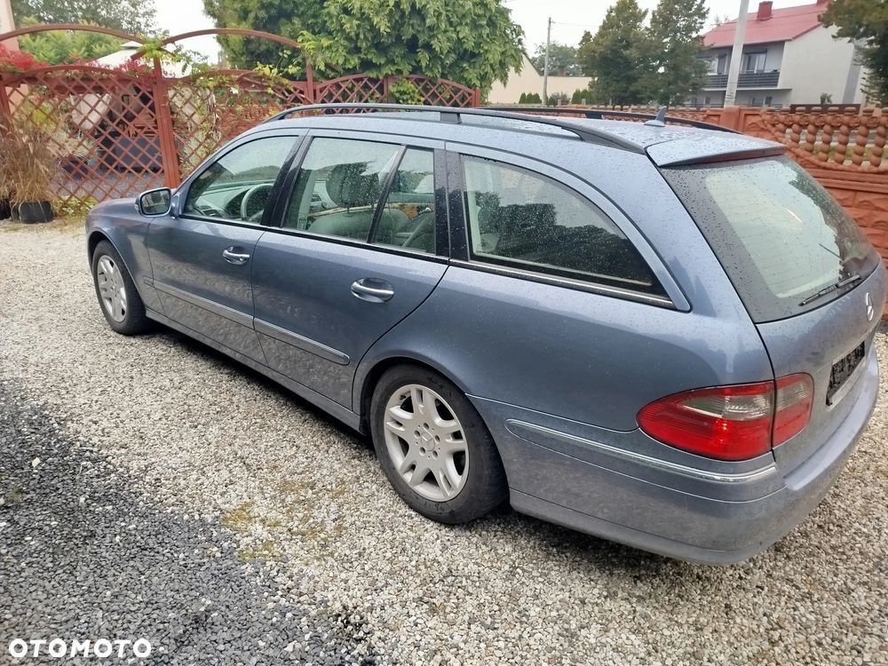 Mercedes-Benz Klasa E 220 T CDI Automatik Classic - 11