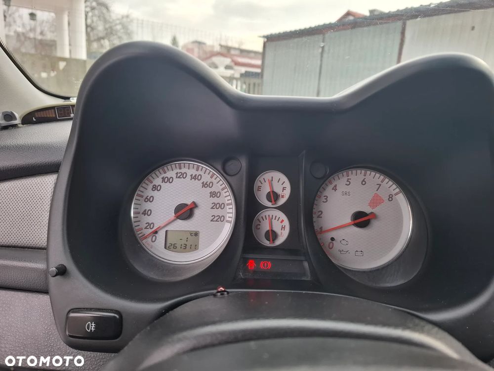 Mitsubishi Outlander 2.0 Comfort 4WD - 7