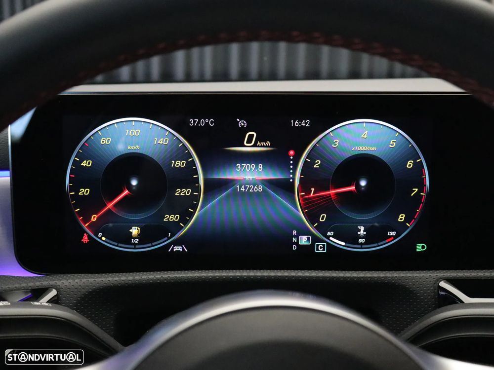 Mercedes-Benz A 180 7G-DCT AMG Line - 27