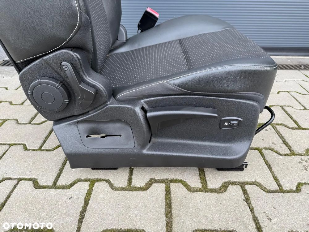 RENAULT SCENIC III FOTEL PRZEDNI PRAWY GRZANY PÓŁSKÓRA - 5
