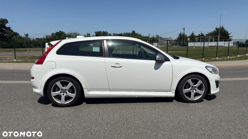 Volvo C30 D2 R-Design - 6