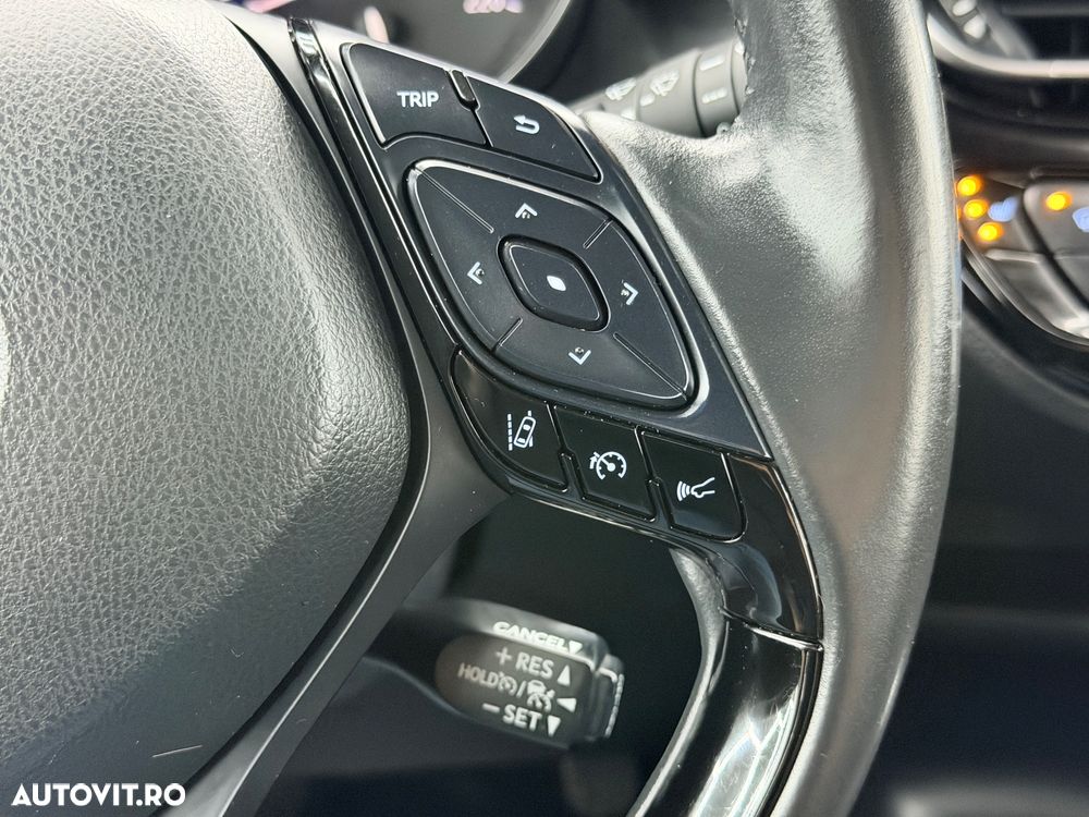 Toyota C-HR 1.8 HSD 122 CP 4x2 CVT C-enter - 25