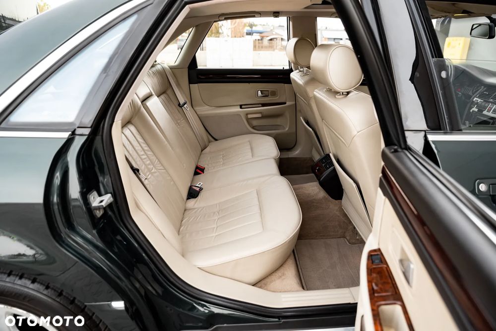 Audi A8 - 32