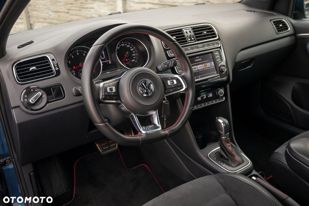 Volkswagen Polo 1.8 TSI BMT GTI DSG - 23