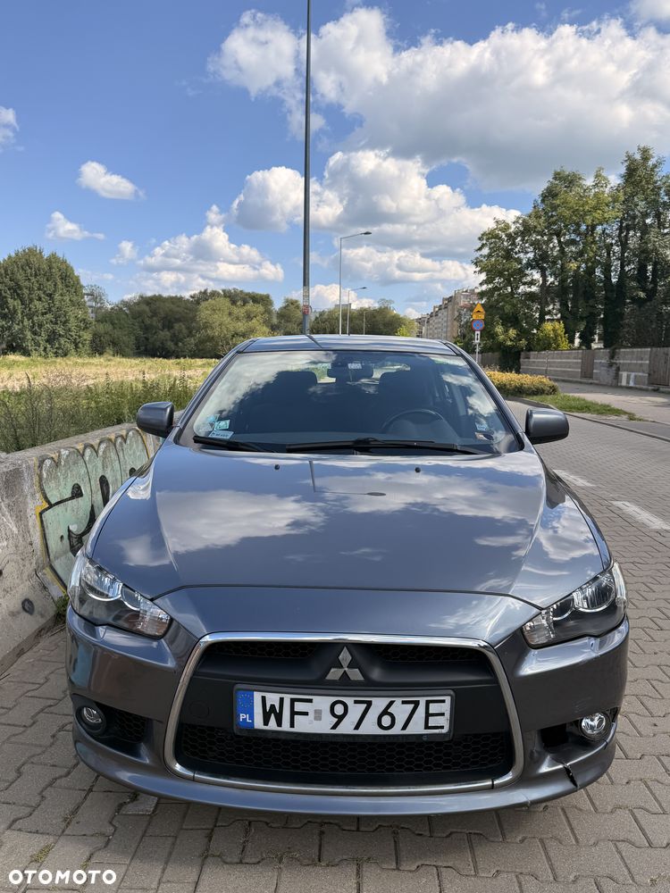 Mitsubishi Lancer 2010 photo 3