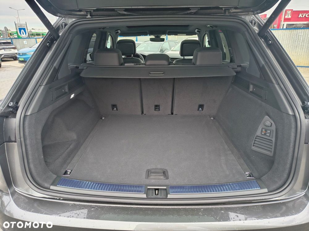 Volkswagen Touareg 3.0 V6 TDI 4Motion R-Line Final Edition - 8