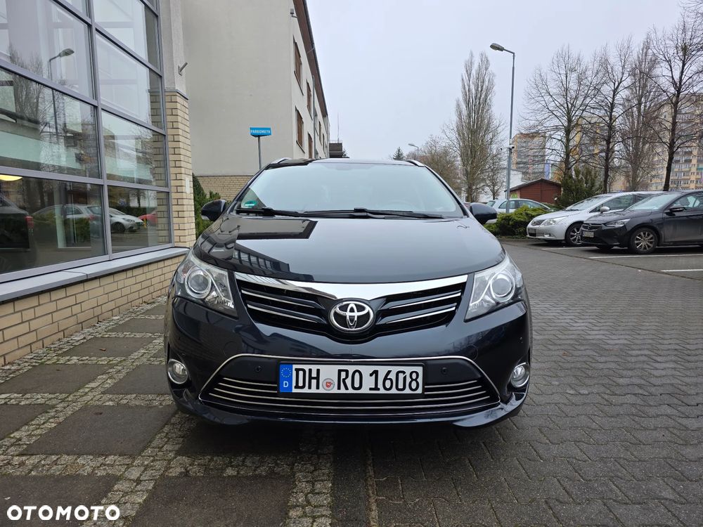 Toyota Avensis 1.8 Premium - 2