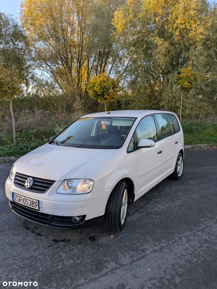 Volkswagen Touran 1.9 TDI Basis - 1