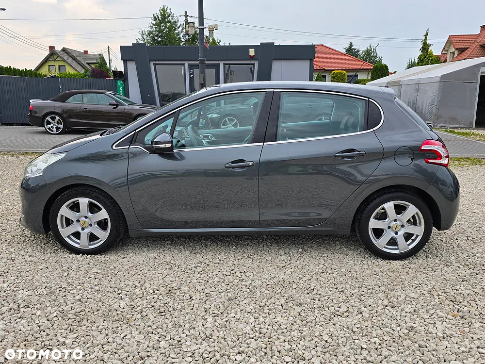 Peugeot 208 120 VTI Allure - 8