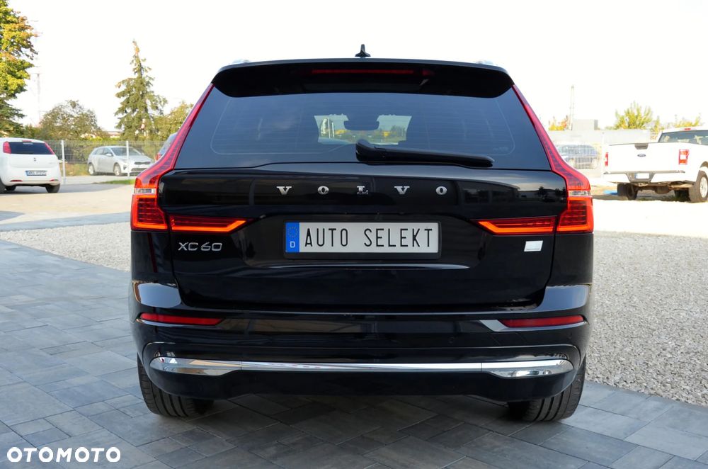 Volvo XC 60 T6 Plug-In Hybrid AWD Inscription - 9