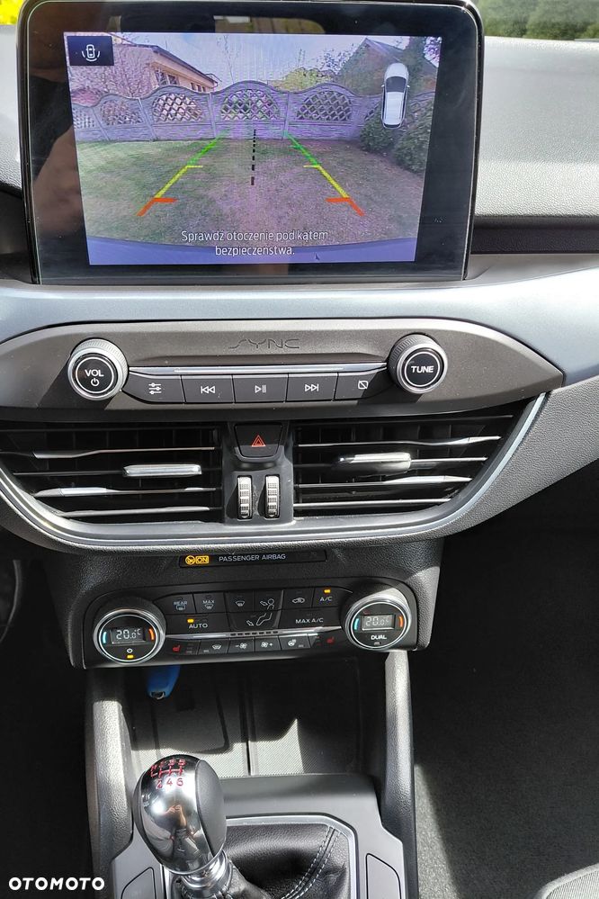 Ford Focus SW 2.0 EcoBlue Active Business - 17