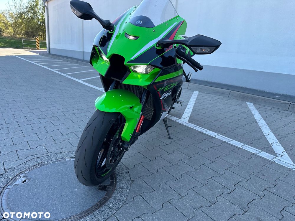 Kawasaki ZX - 21