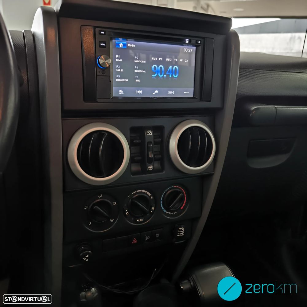 Jeep Wrangler Unlimited - 11