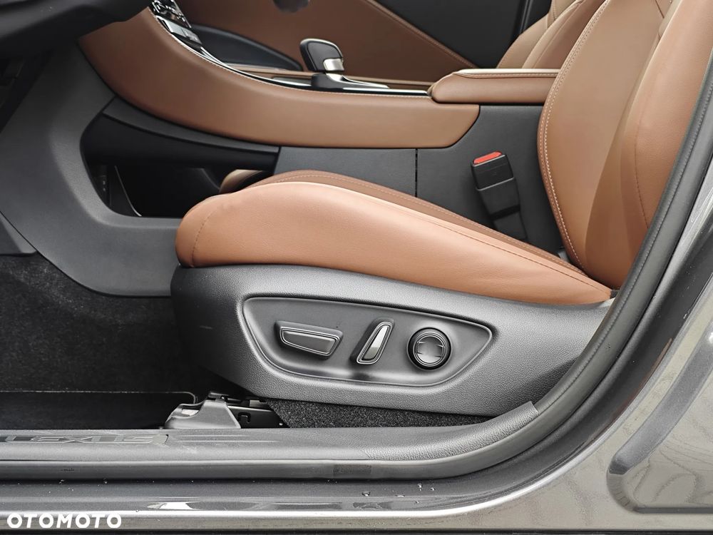 Lexus LBX 1.5 Hybrid Relax - 21