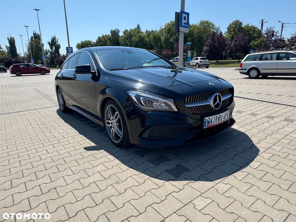 Mercedes-Benz CLA 180 7G-DCT - 2