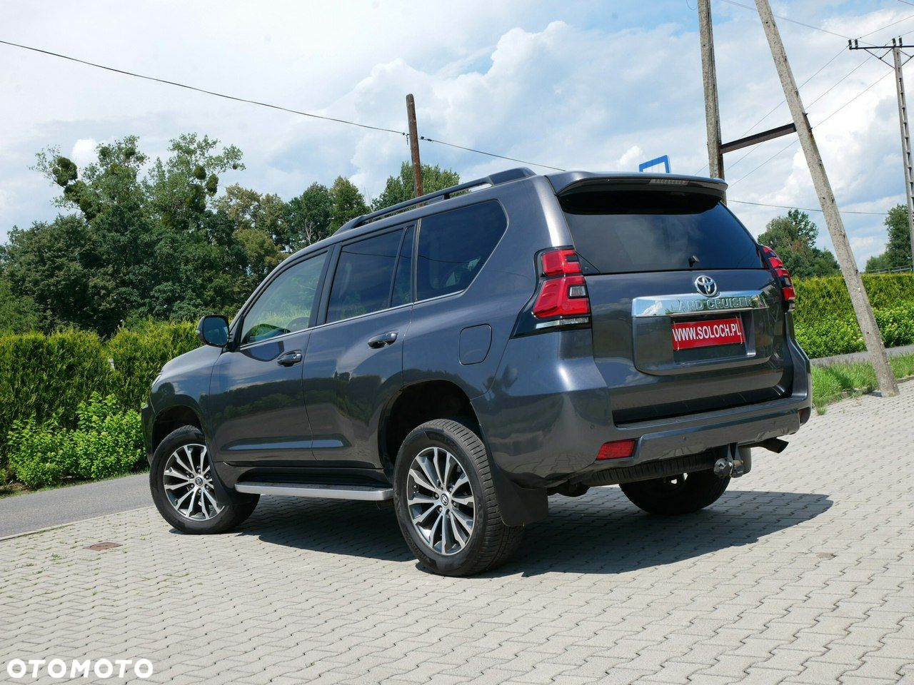 Toyota Land Cruiser - 11