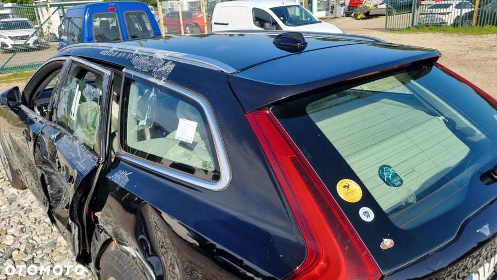 Volvo V90 D4 Geartronic Momentum Pro - 19