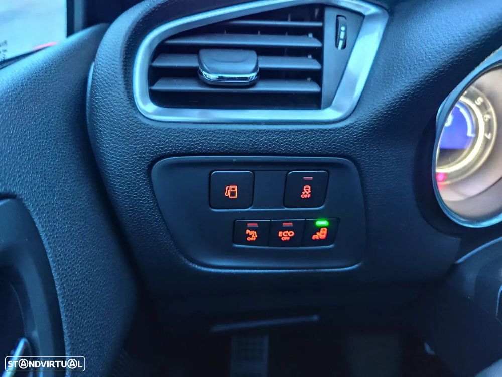 DS DS4 4 2.0 BlueHDi Sport Chic EAT6 - 23