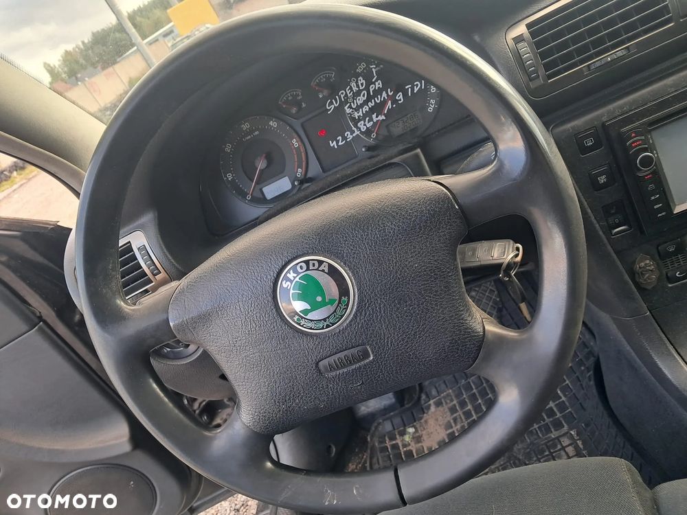 ❌Dawca części ❌  SKODA SUPERB I 2002 1.9 TDI 130 KM AWX KOD LAK.:LF9R / 1Z1Z - 7