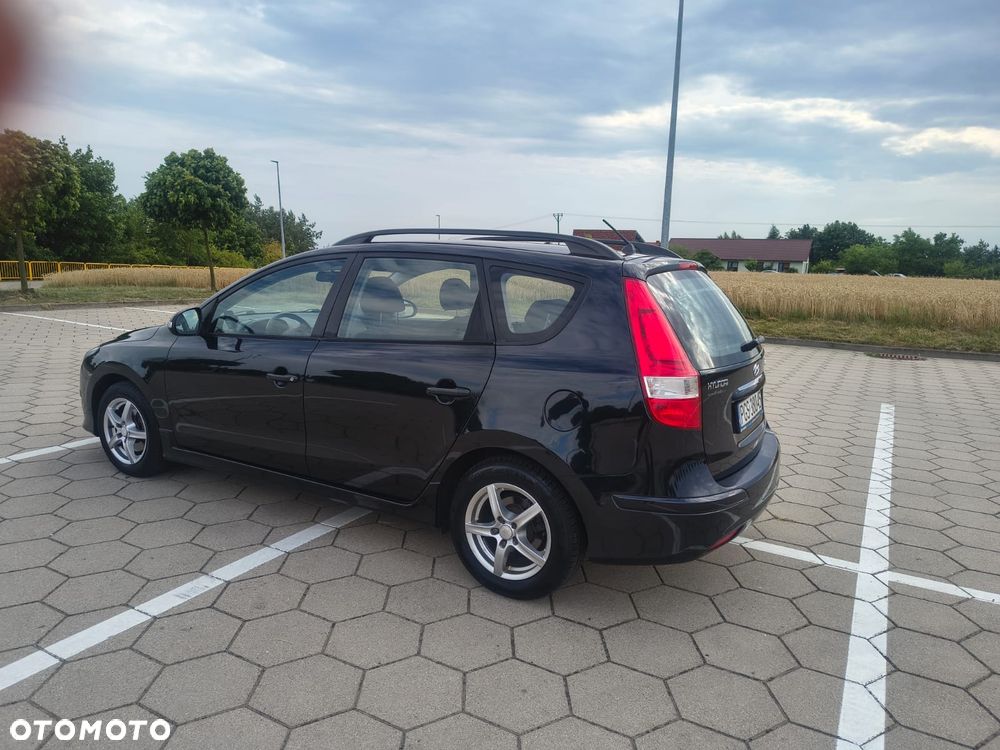 Hyundai i30 i30cw 1.4 UEFA EURO 2012 Edition - 3