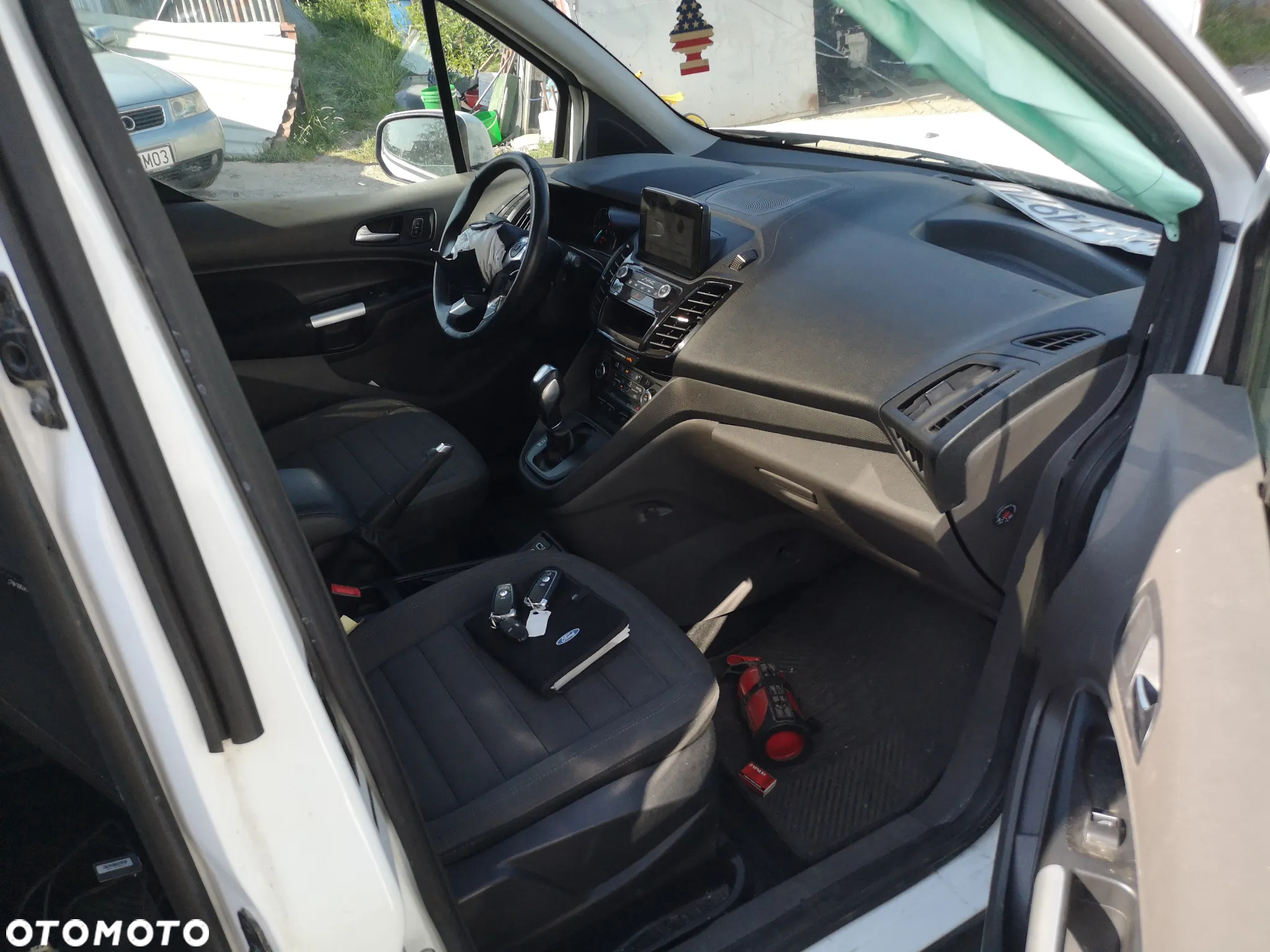 Ford Tourneo Connect 1.5 EcoBlue Titanium PowerShift - 28
