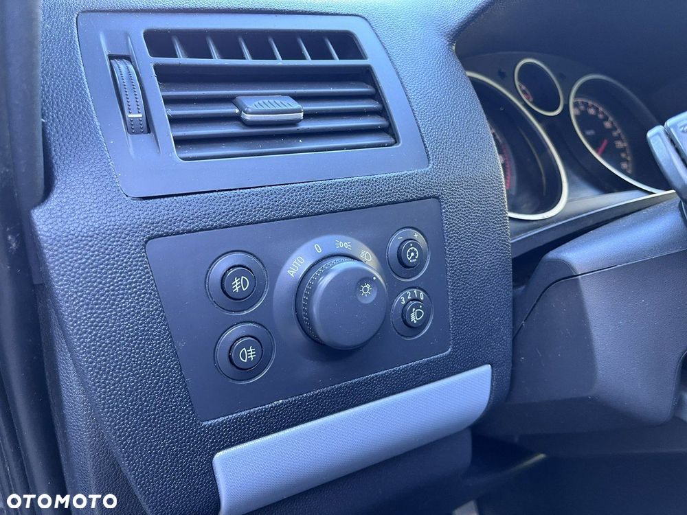 Opel Zafira - 17