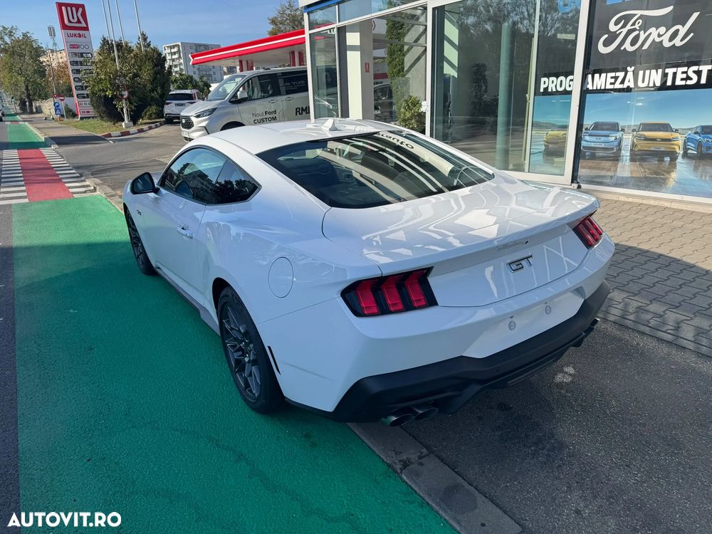 Ford Mustang 5.0 V8 Aut. GT - 15