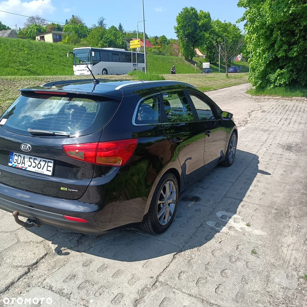 Kia Ceed - 14