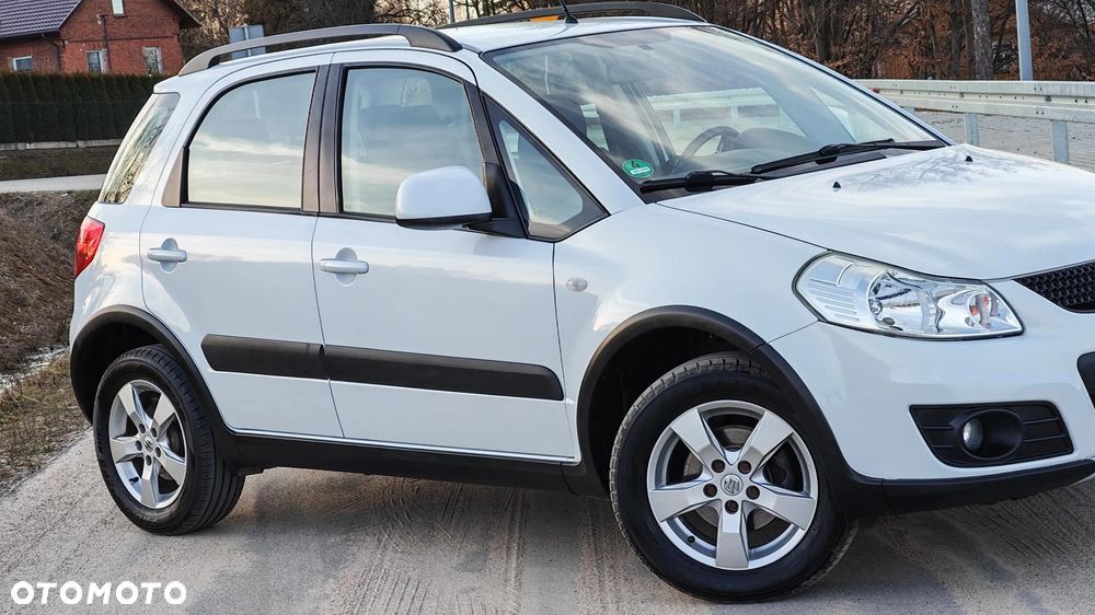 Suzuki SX4 1.6 VVT 4x4 Style - 15