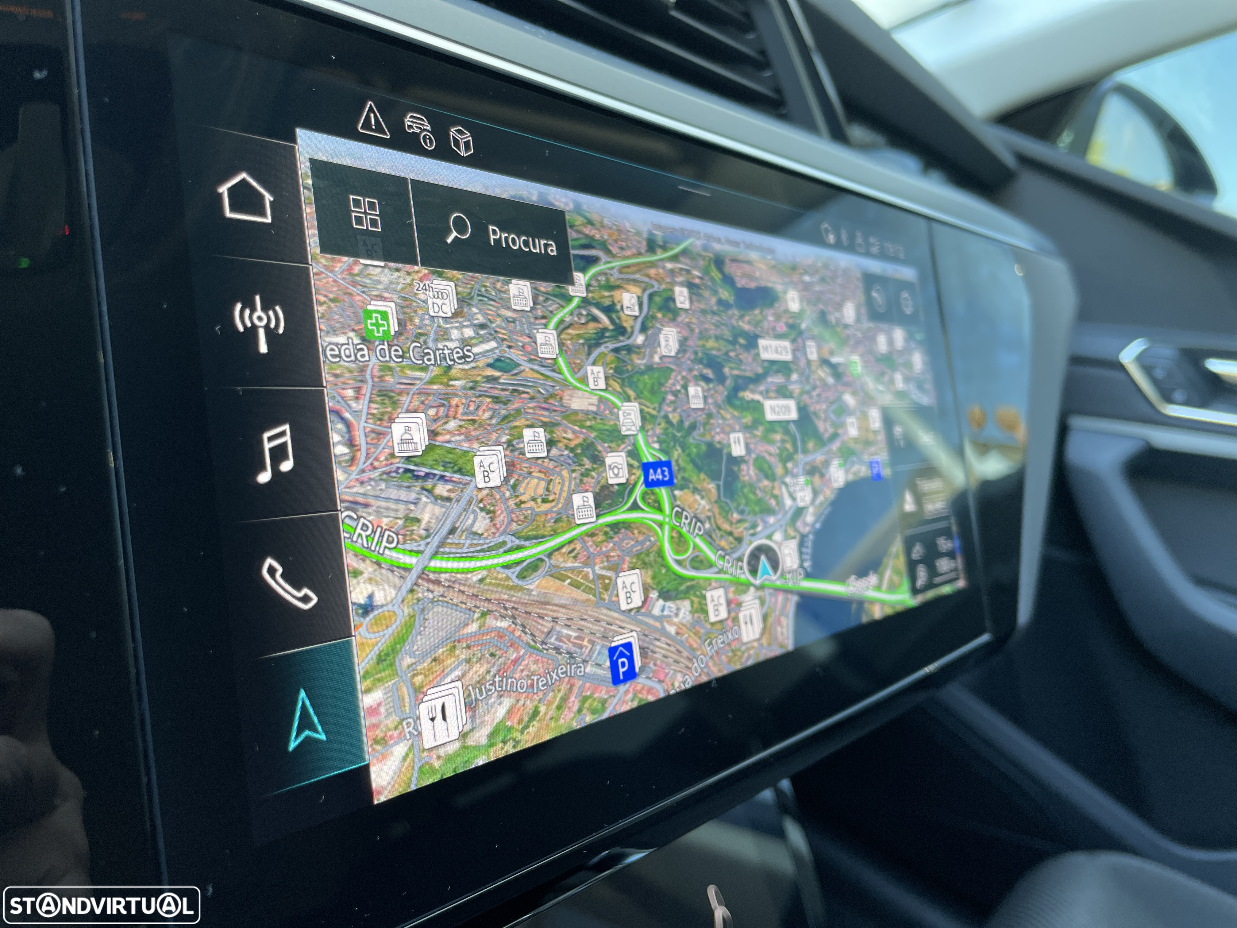 Audi Q8 e-Tron 55 quattro Advanced - 23