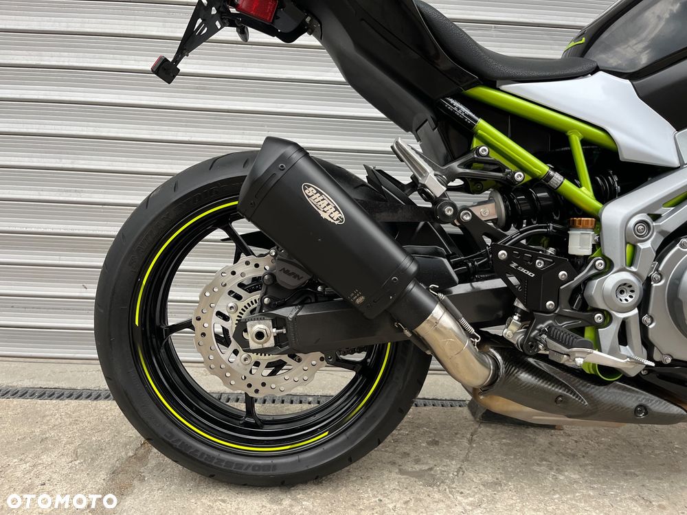 Kawasaki Z 900 - 16