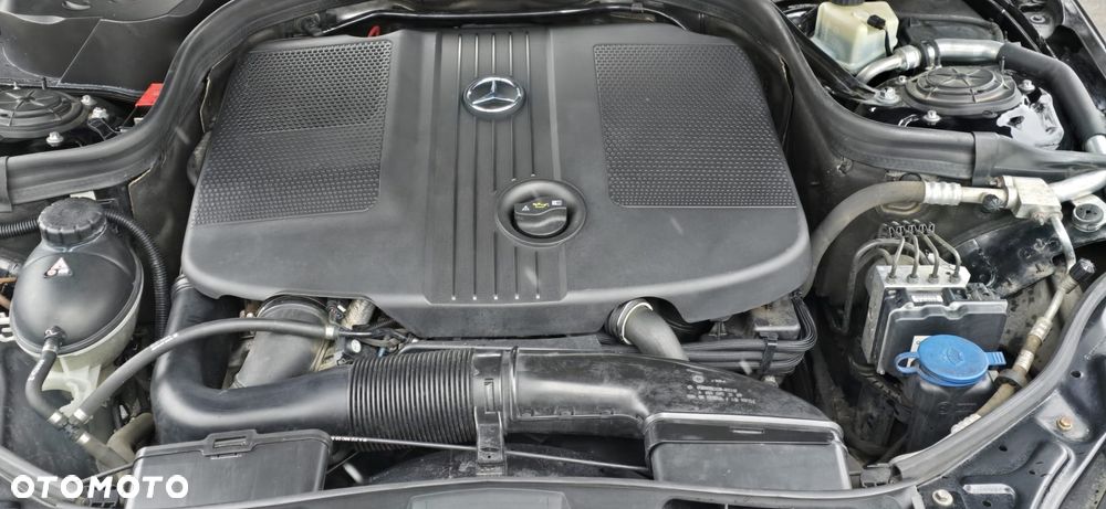 Mercedes-Benz Klasa E 220 CDI Automatik Avantgarde DPF - 22