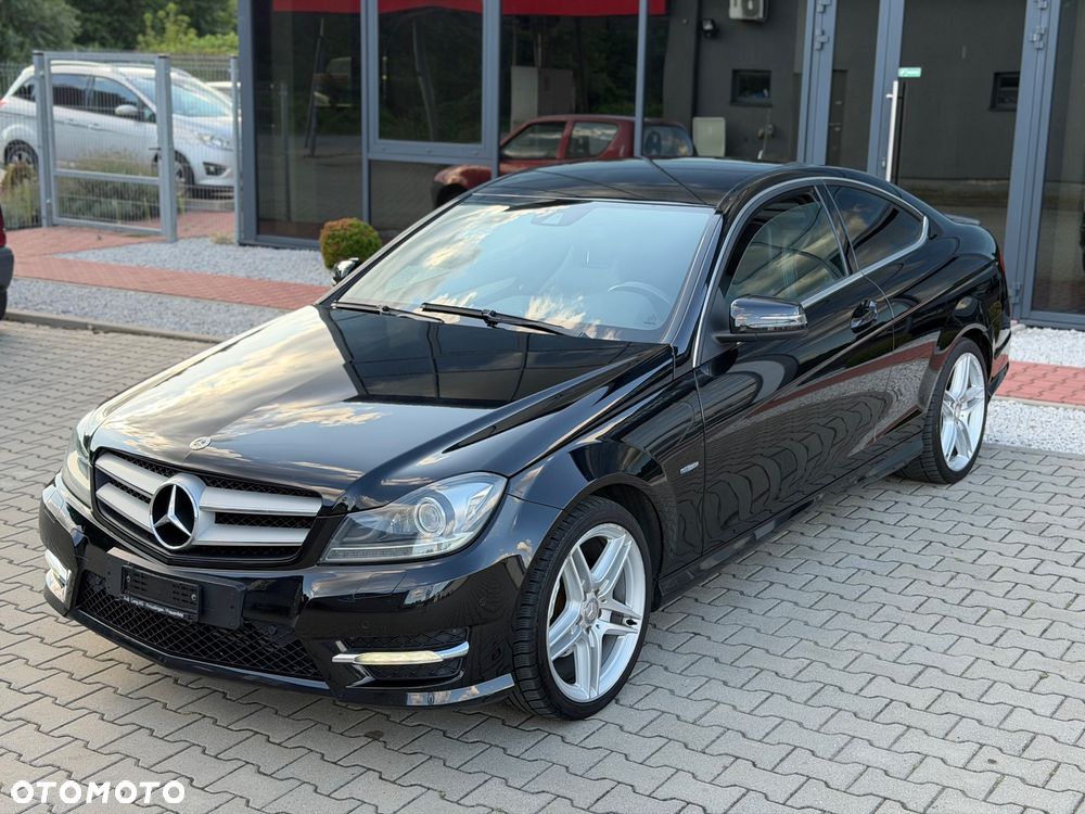 Mercedes-Benz Klasa C 180 CGI BlueEff - 1