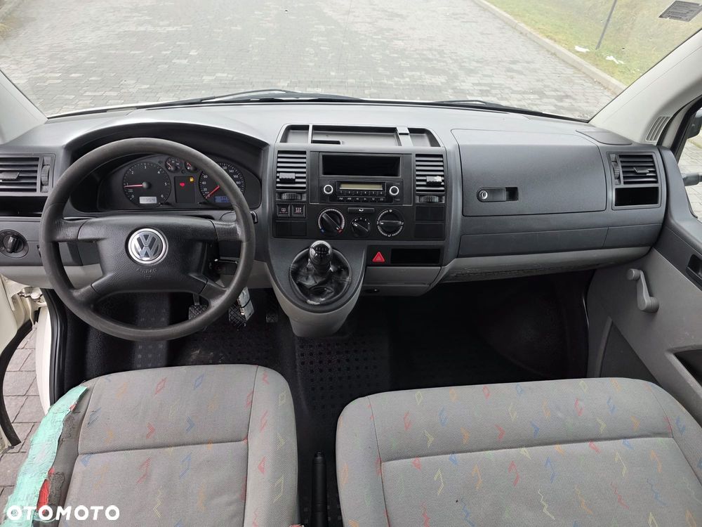 Volkswagen TRANSPORTER T5 - 15