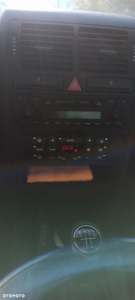 Audi A2 1.4 - 10