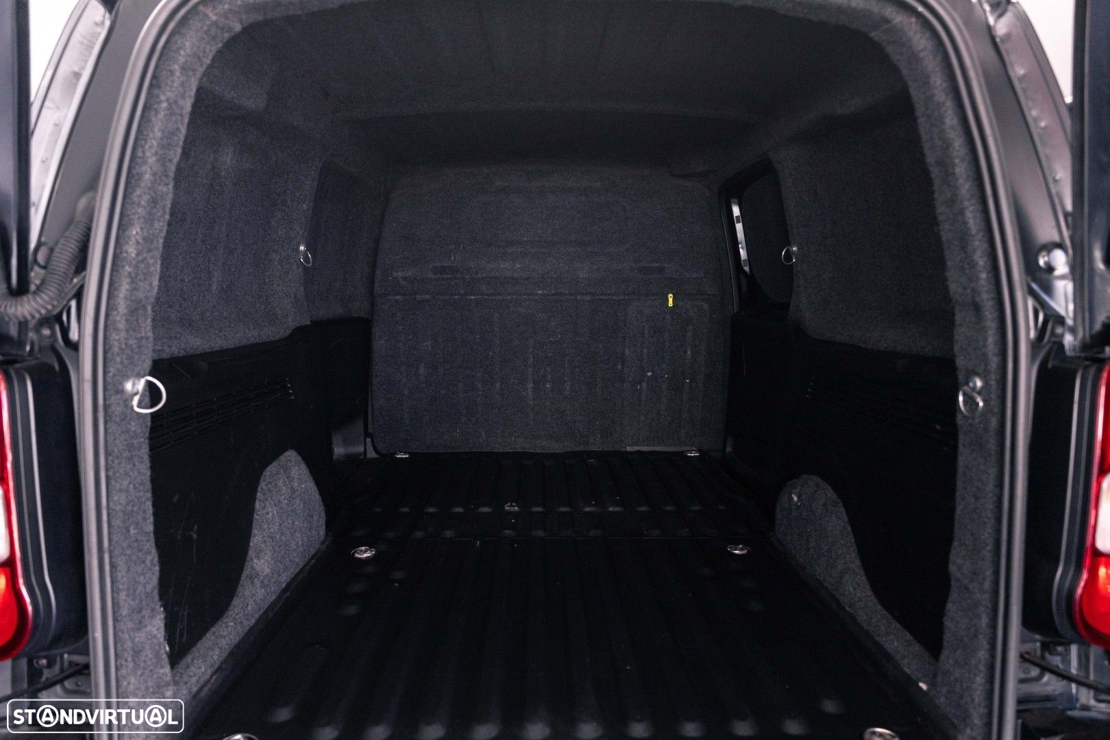 Opel Combo 1.5 CDTi L2H1 Essentia - 21
