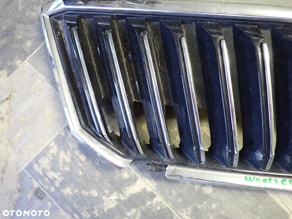 SKODA SUPERB III GRILL 3V0853653B - 3