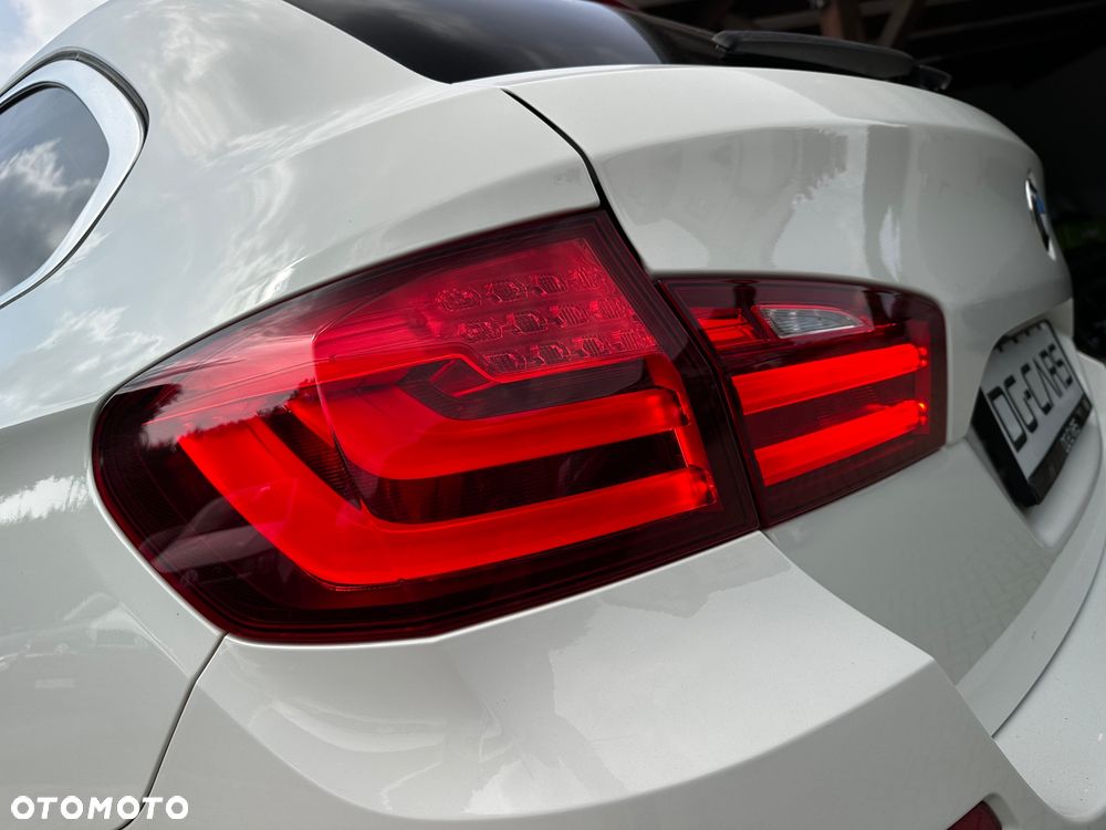 BMW Seria 5 520d Luxury Line - 29