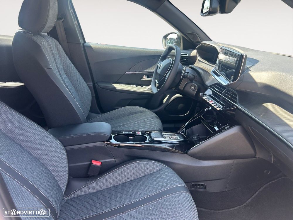 Peugeot 2008 - 15