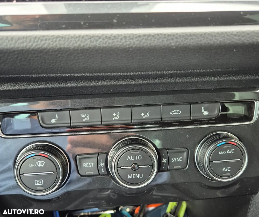 Volkswagen Tiguan 2.0 TDI 4Mot DSG Highline - 11