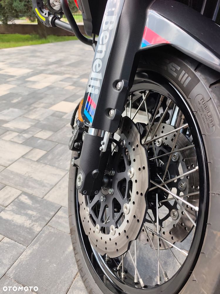 Benelli TRK 502X - 16