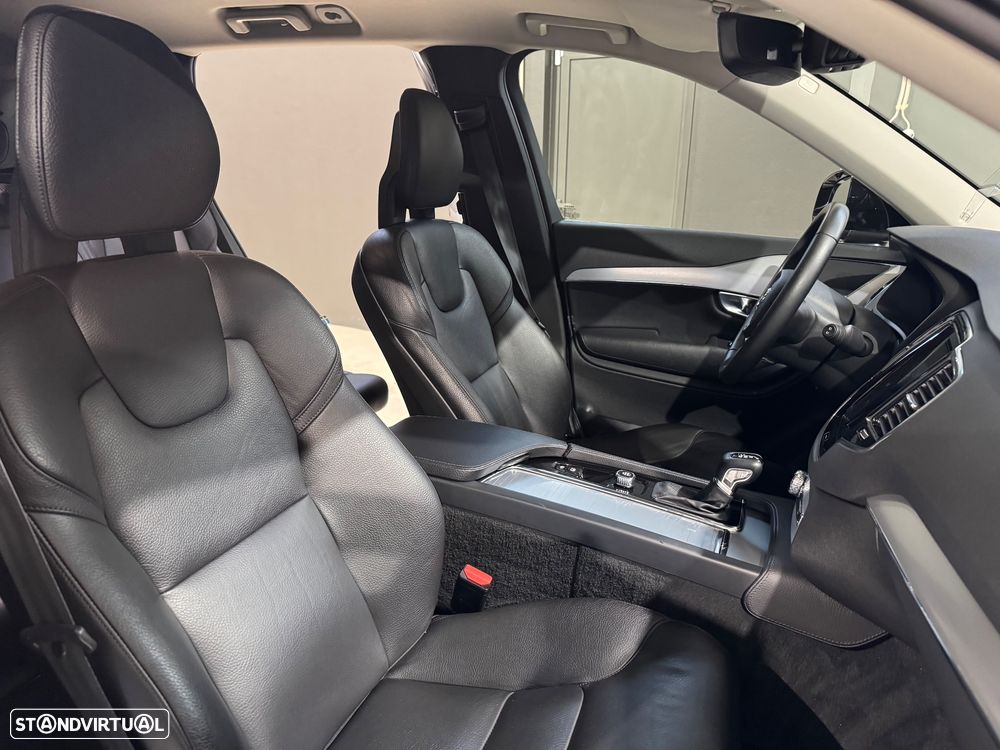 Volvo XC 90 2.0 D4 Momentum - 35