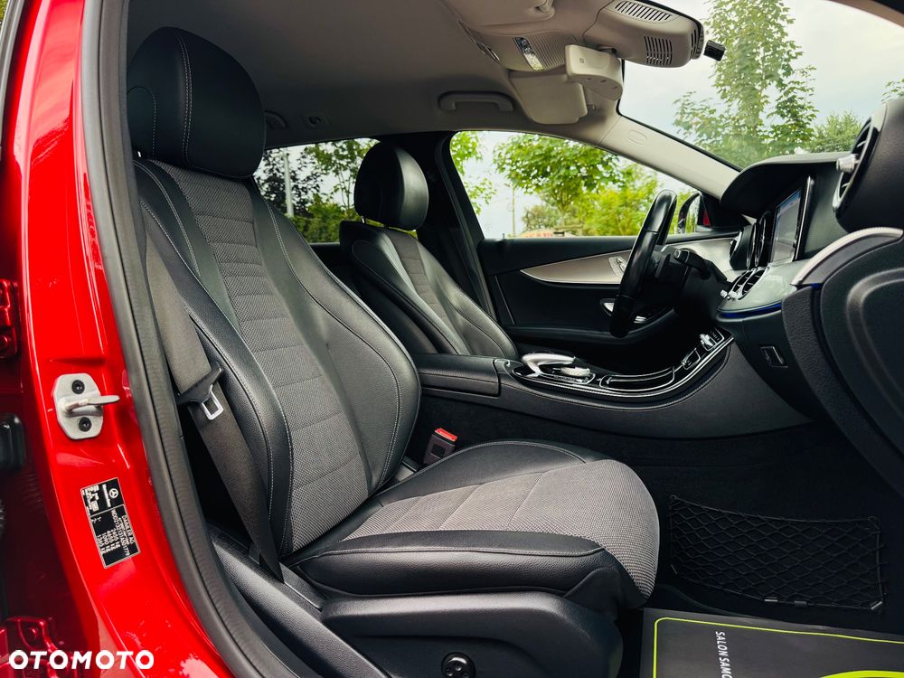 Mercedes-Benz Klasa E 220 d 9G-TRONIC Exclusive - 36