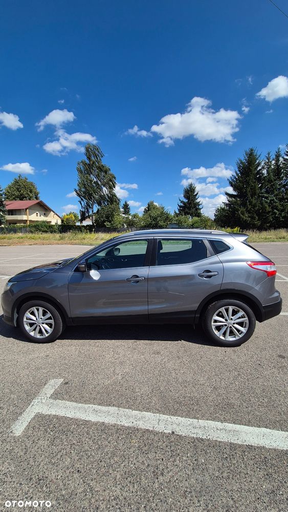 Nissan Qashqai 1.6 DCi N-Tec - 17