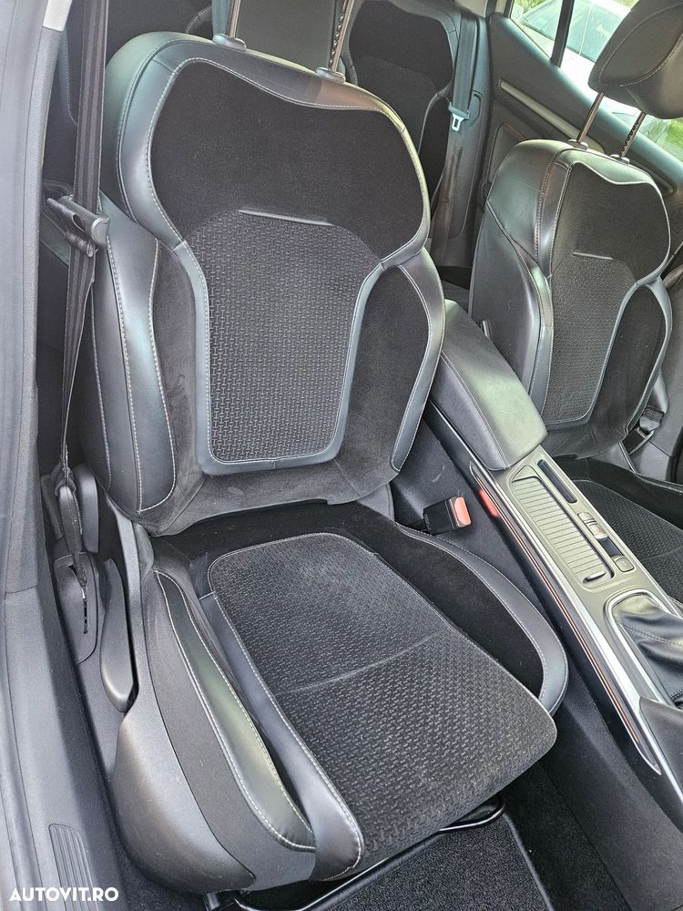 Renault Megane ENERGY dCi 130 BOSE EDITION - 16