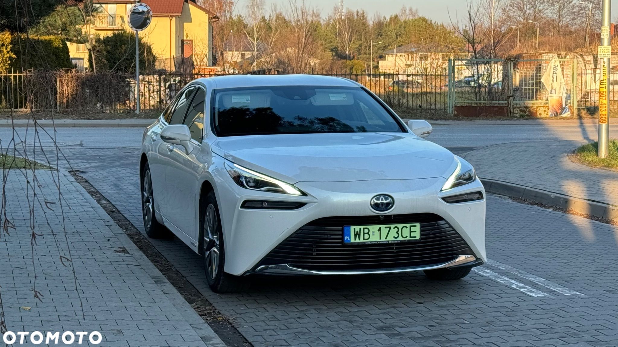 Toyota Mirai - 1