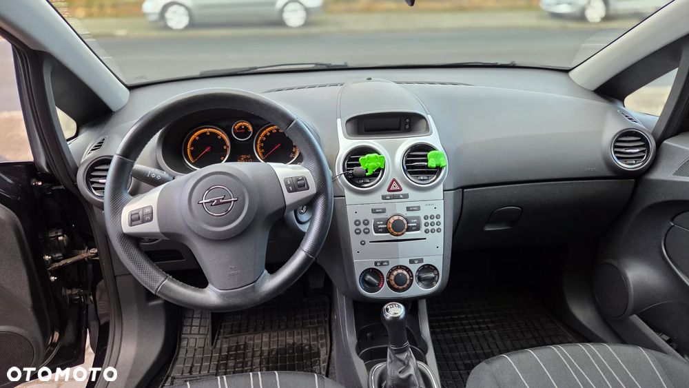 Opel Corsa 1.3 CDTI - 10