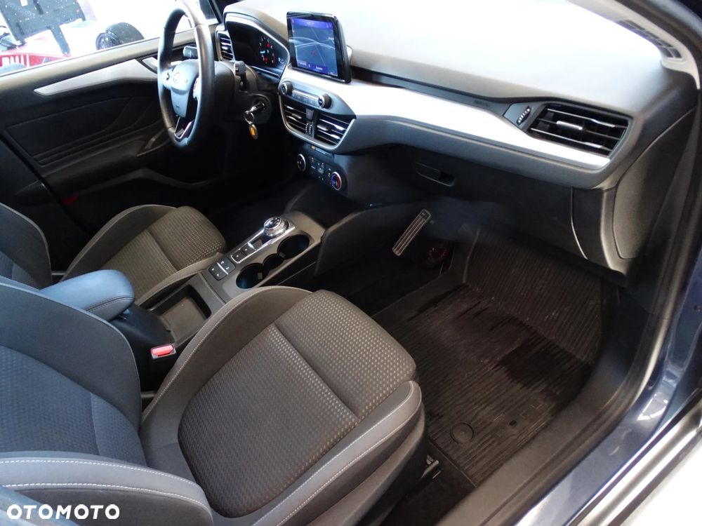 Ford Focus 1.0 EcoBoost SYNC Edition ASS PowerShift - 4